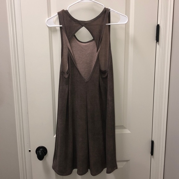 2/$15 Tresics - Open Back Dress - Picture 5 of 5